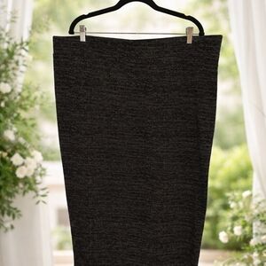 Elegant Black Women's Skirt